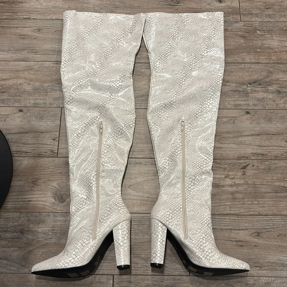 White Cow Girl Western Oven The Knee / Thigh Boots